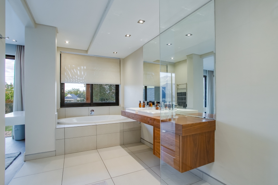 To Let 3 Bedroom Property for Rent in Pearl Valley at Val de Vie Western Cape